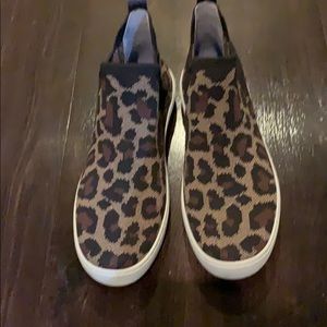 Leopard print boot